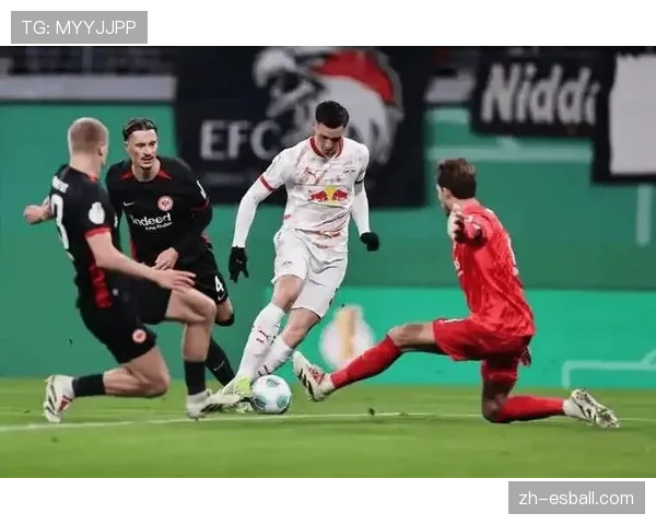 法兰克福遭遇大面积伤病 客场战力受损前景堪忧